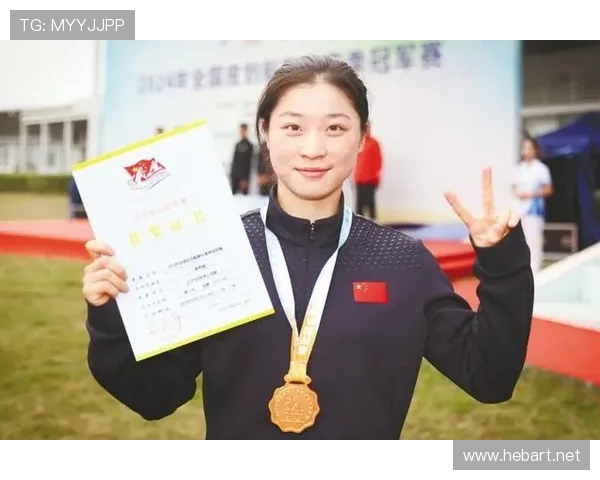 皮划艇队赛后的集体荣誉感